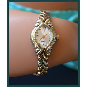 vintage ladies tri-tone (bronze, gold, silver) quartz watch w/ Japan movement